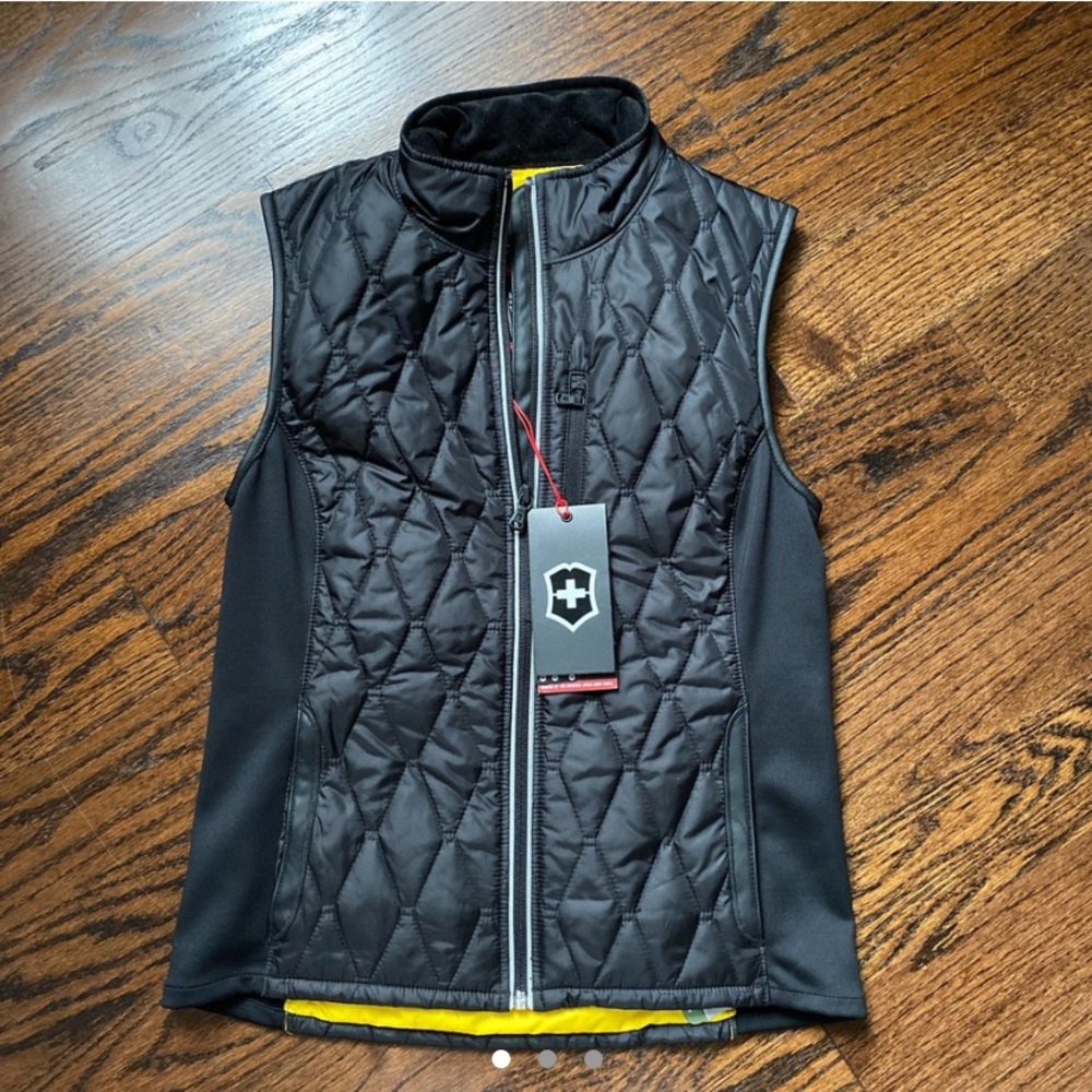 Victorinox Puffer Vest